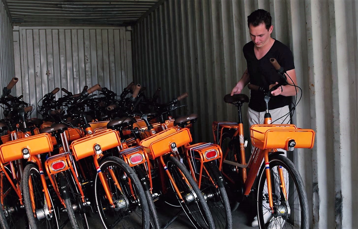 Olympiërs en Paralympiërs halen Gazelle CityGo TeamNL op -