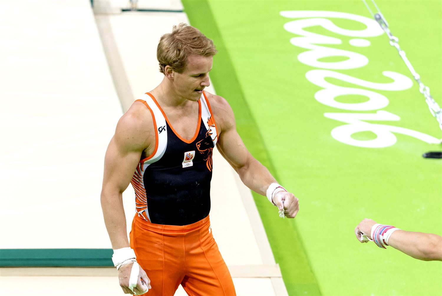 Zonderland En Van Gelder Naar Toestelfinales