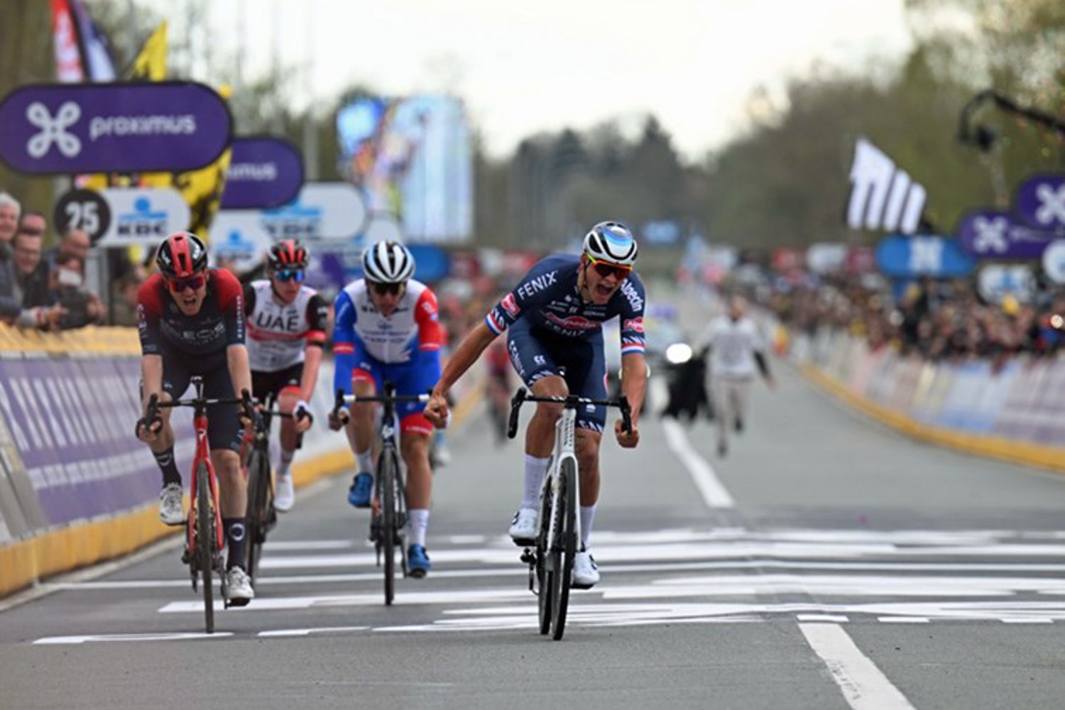 Mathieu Van Der Poel Rvv 22 BSR AGENCY 900X600